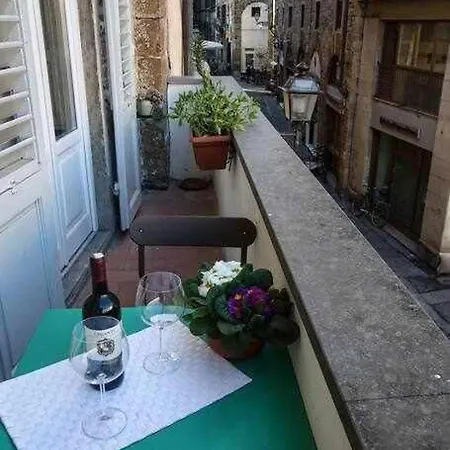 Apartment Piazza Salvemini Elegant